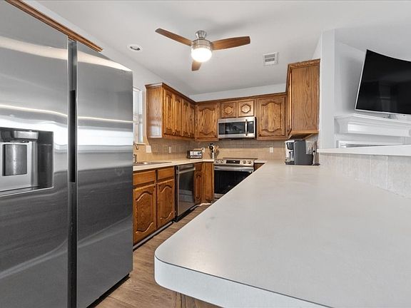 5th image of 7602 W Shore Dr