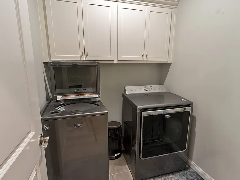 146 Lenore Ct — Photo 24