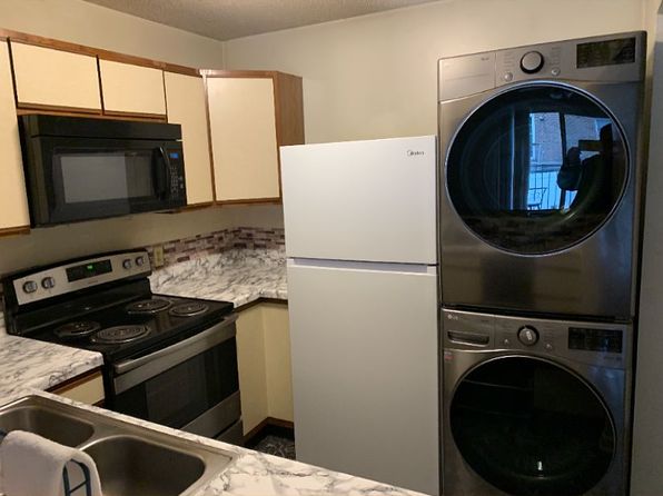 1390 Hunters Rd APT G