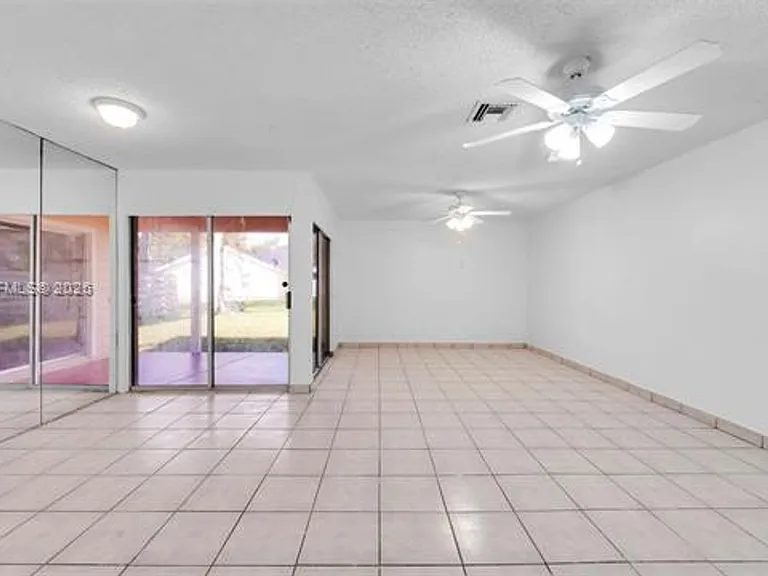 14780 SW 139th Ct — Photo 8