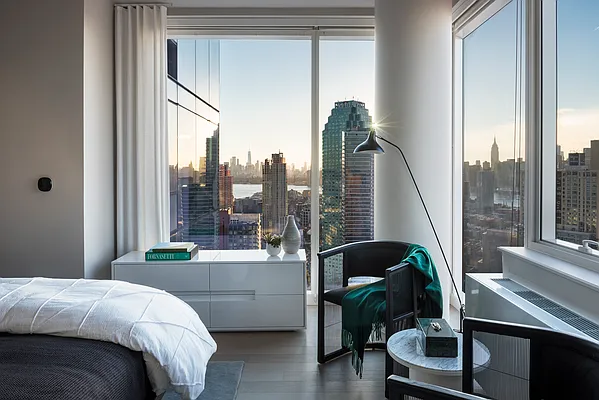 Rented by Tishman Speyer | media 2