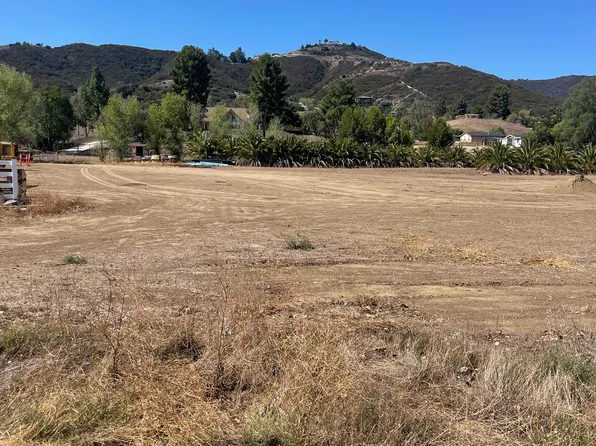 26077 Hayes Ave, Murrieta, CA 92562