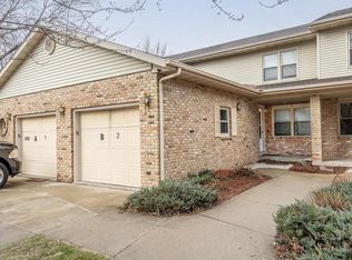 3102 Old Gate Rd #2, Madison, WI 53704