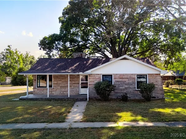577 Mulberry Ln, Camdenton, MO 65020