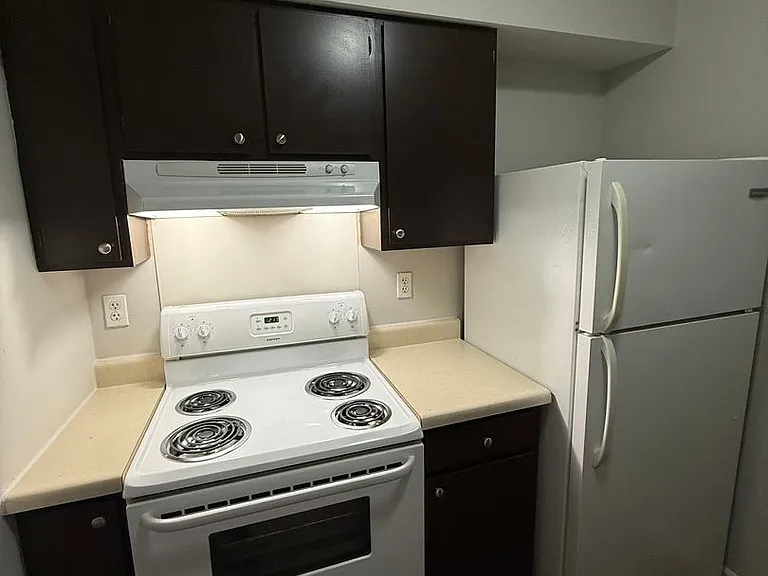 Foxfire West Apartments — Photo 29