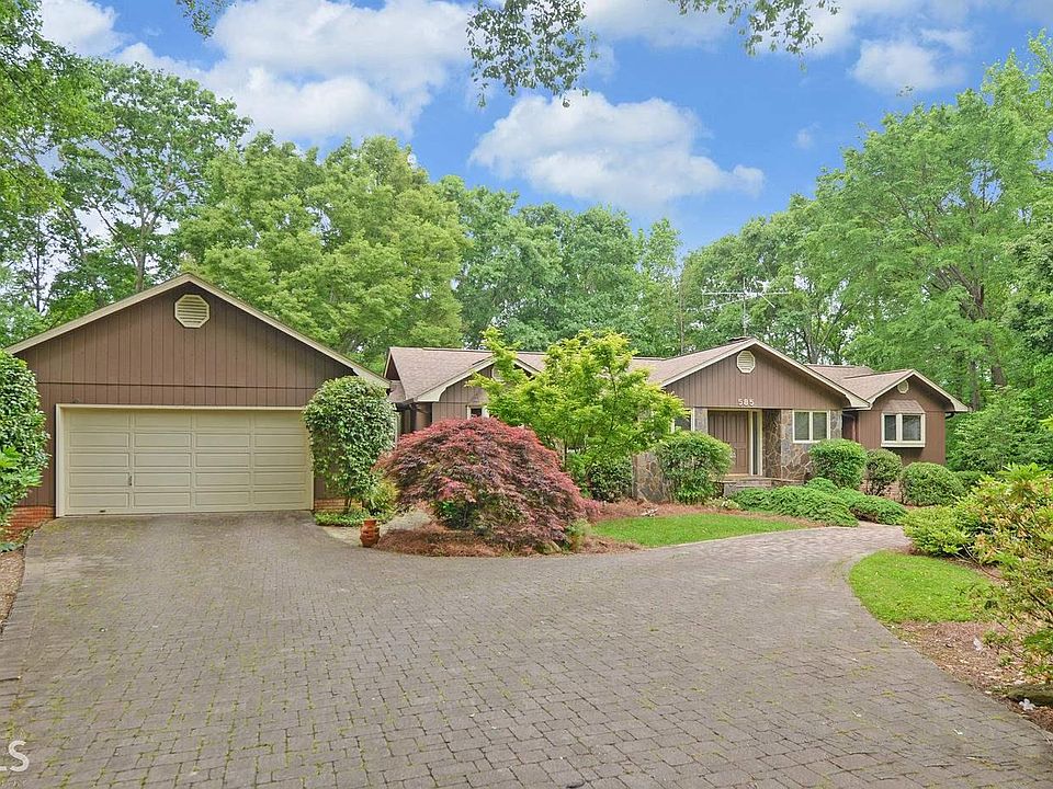 1st image of 585 Panorama Dr