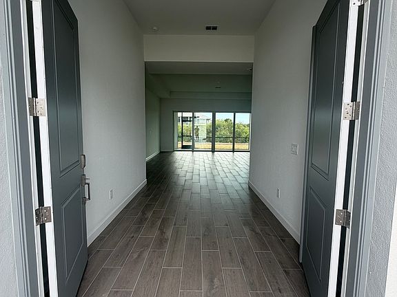 3rd image of 7748 Lakes Edge Ln