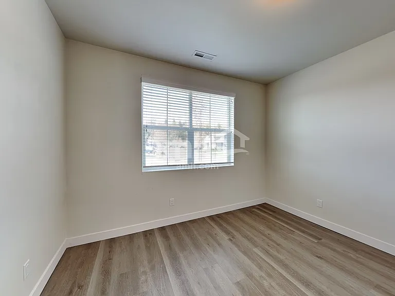 348 Lolo Trail Ave — Photo 8