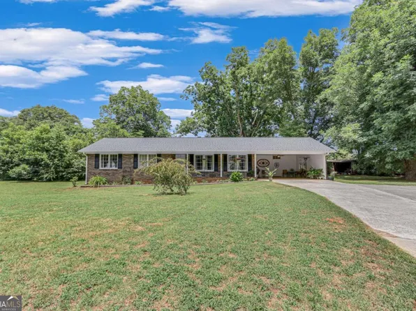 1353 Montevideo Rd, Hartwell, GA 30643