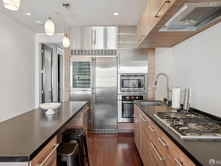 527 Greenwich St #A — Photo 13