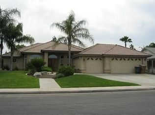8622 Rockhampton Dr, Bakersfield, CA 93313