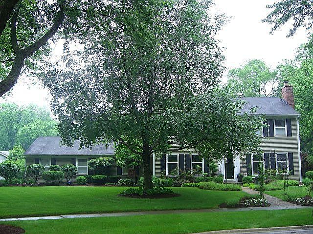 1st image of 6S346 Greenwich Ct