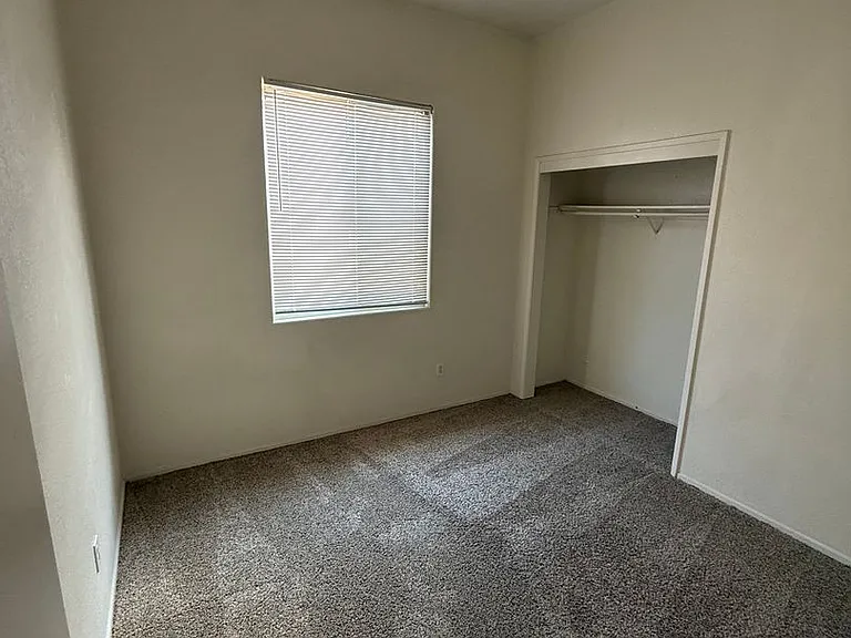 10612 Tivoli Ct — Photo 5