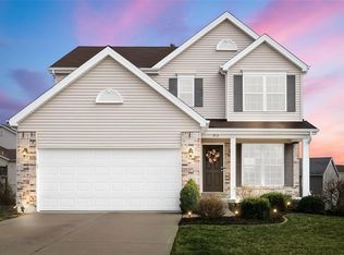 912 Mountain Brook Ct, O'Fallon, MO 63366