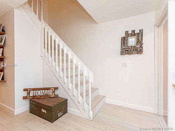 5th image of 12056 S Las Palmas Dr #15