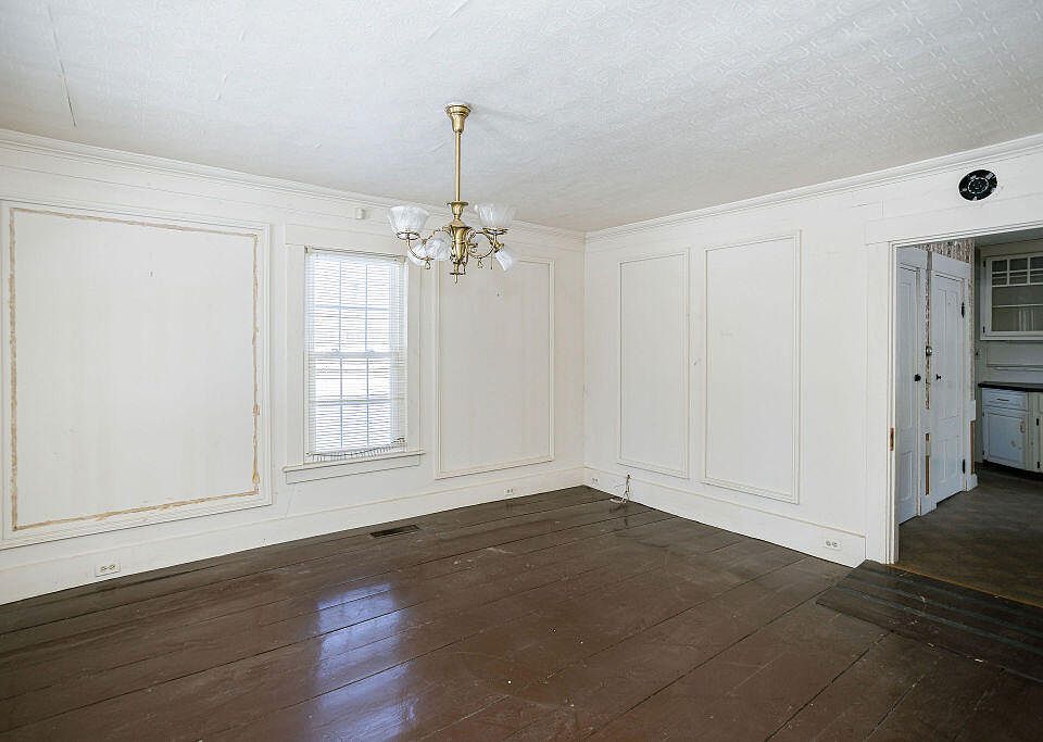 19th image of this home