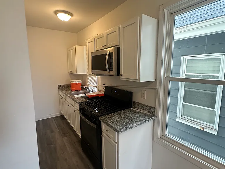 135 James St #2 — Photo 15