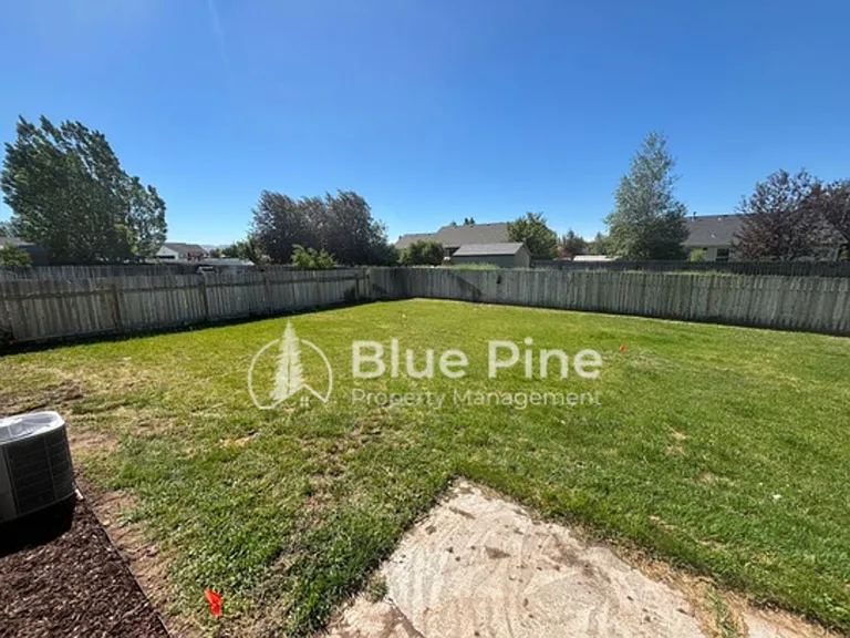 3904 E Lorna Ave — Photo 27