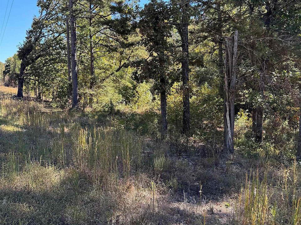 2nd image of 3526 Blaney Hill Rd