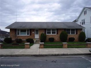 353 N 4th St, Lehighton, PA 18235