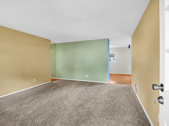 5th image of 2801 Sangamon Dr