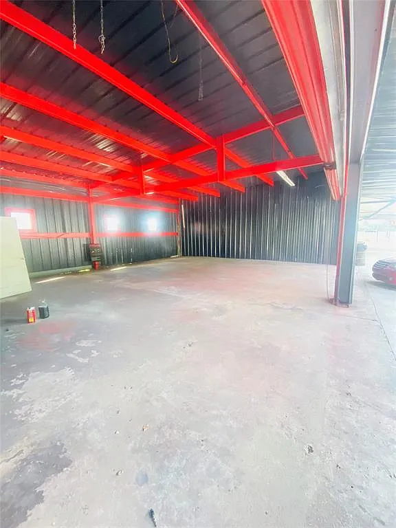 Building Photo - 10326 Antoine Dr