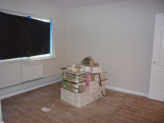 2nd image of 1903 Gildersleeve Ave