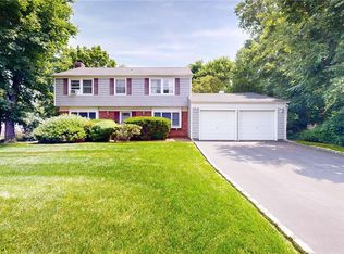 44 Hargrove Dr, Stony Brook, NY 11790