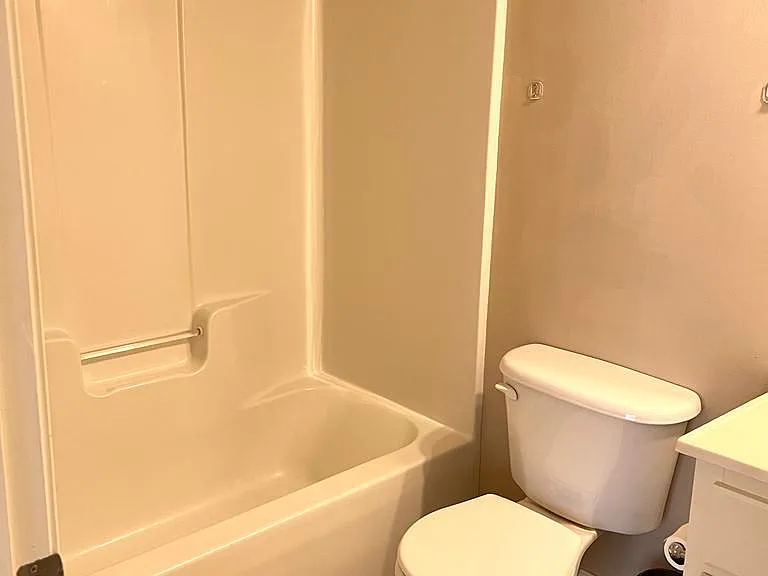 460 Barnett Shoals Rd #4G — Photo 15