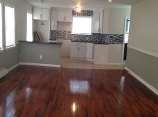12219 Nellis St, Springfield Gardens, NY