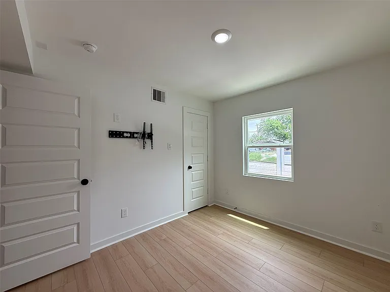 3617 Rosalie St #1 — Photo 8