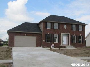 16167 Forest Lake Dr, Findlay, OH 45840