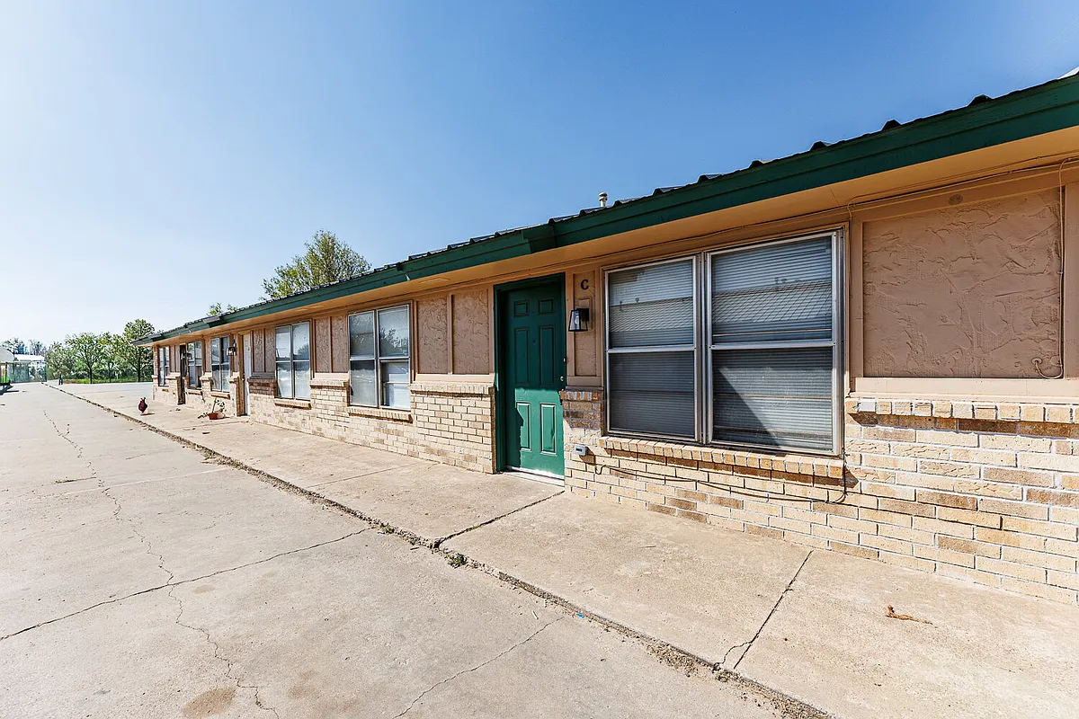 Building Photo - 5722 Brownfield Dr #C