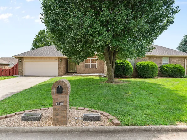604 N Ellen Street, Nixa, MO 65714