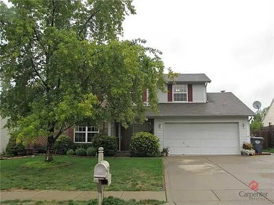 915 Moonlight Ct photo 1