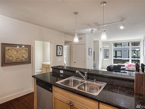 5th image of 1501 Tacoma Ave S Unit 516