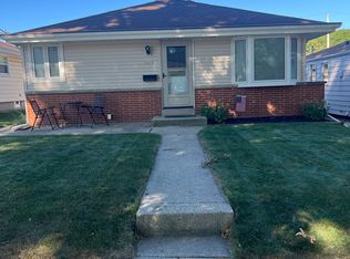 3007 S 95th St, West Allis, WI 53227