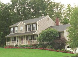 10 Silano Rd, Oxford, CT 06478