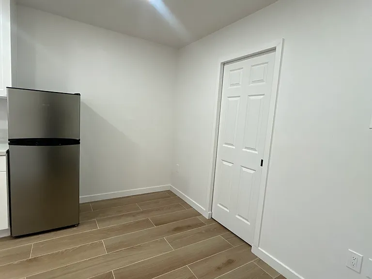 2444 Fairmount Ave #B — Photo 18