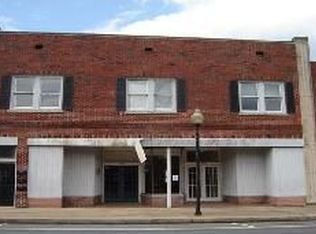 102 S 2nd Ave, Mayodan, NC 27027