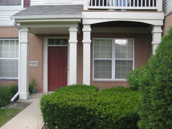 8126 Concord Ln #1D-720, Justice, IL 60458