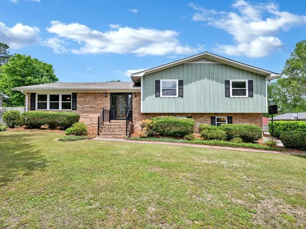 1813 Northwest LN, Cullman, AL 35055