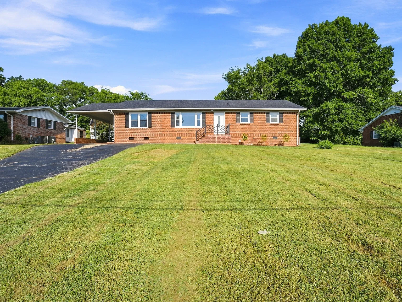 105 Tollgate Road - 1 — Photo 1