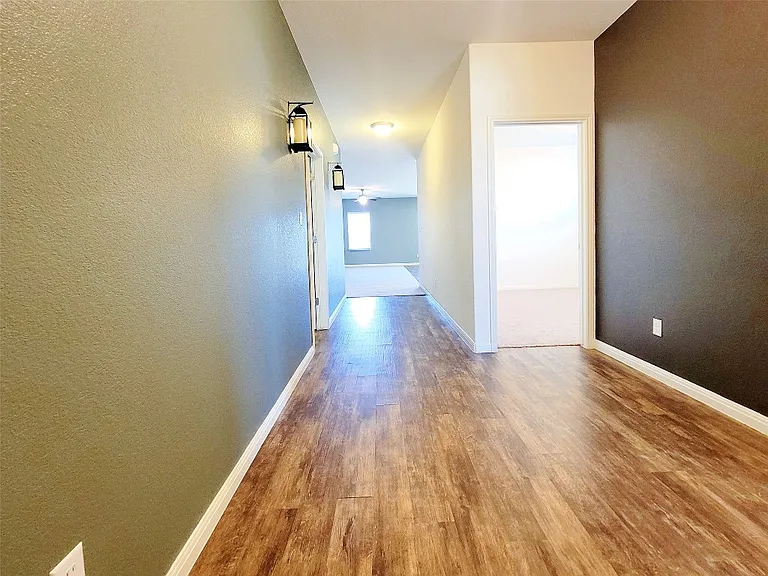14024 Sherri Berry Way — Photo 4