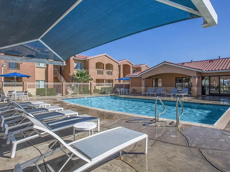 Plumtree Apartments — Photo 11