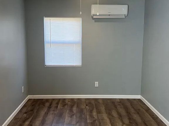 5th image of 2711 17th St Suite S