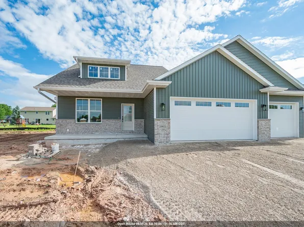 2865 Stelor Dr, Green Bay, WI 54311