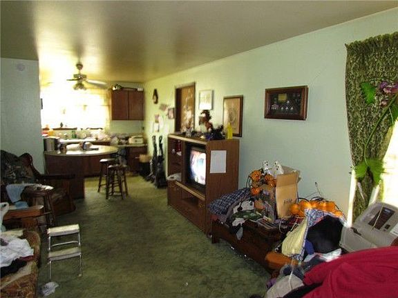 5th image of 1101 137th St E