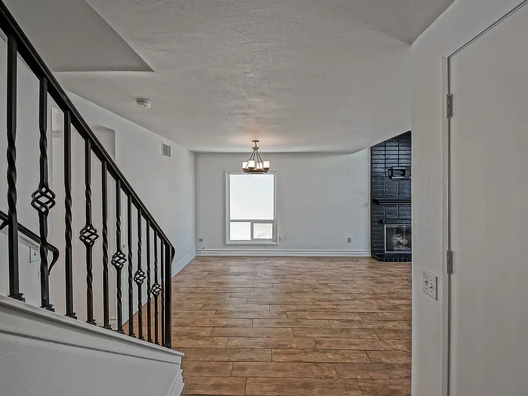 7148 Island Village Dr — Photo 24