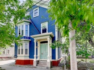 71 Sycamore St #2, Providence, RI 02909